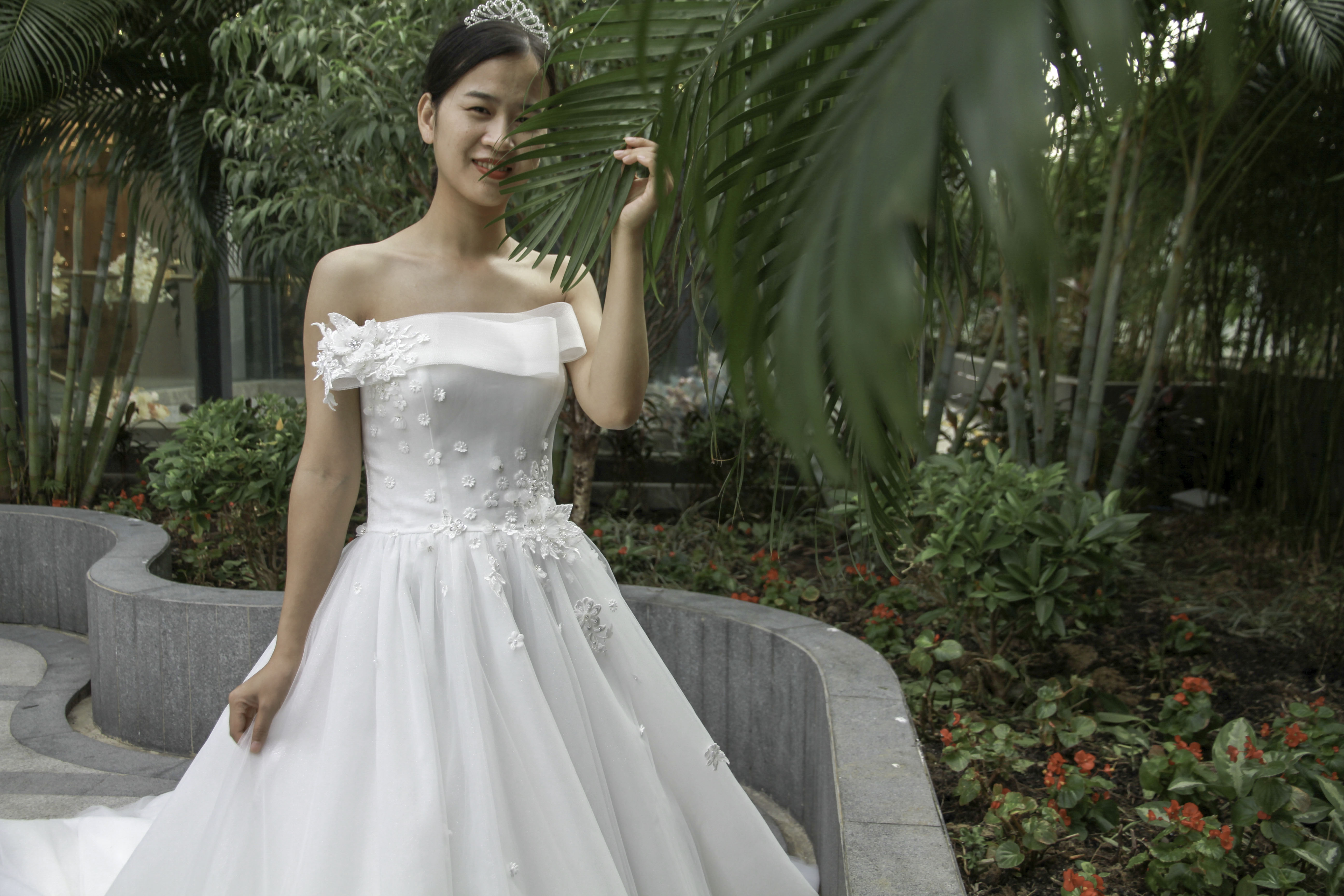  wedding dress 