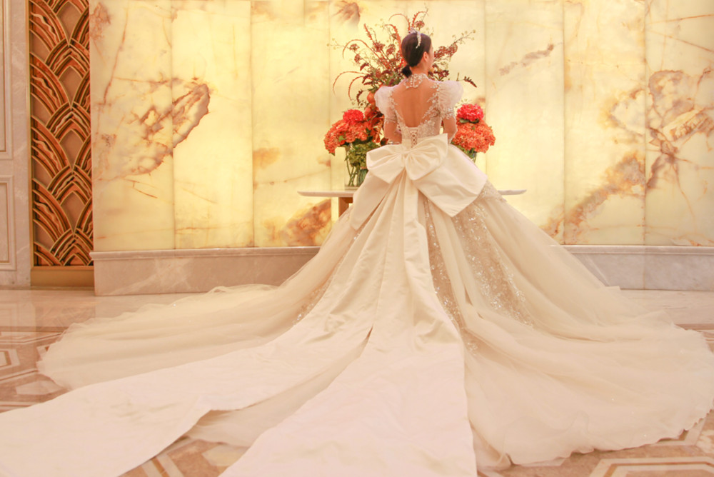  Satin Wedding Dress Classification 